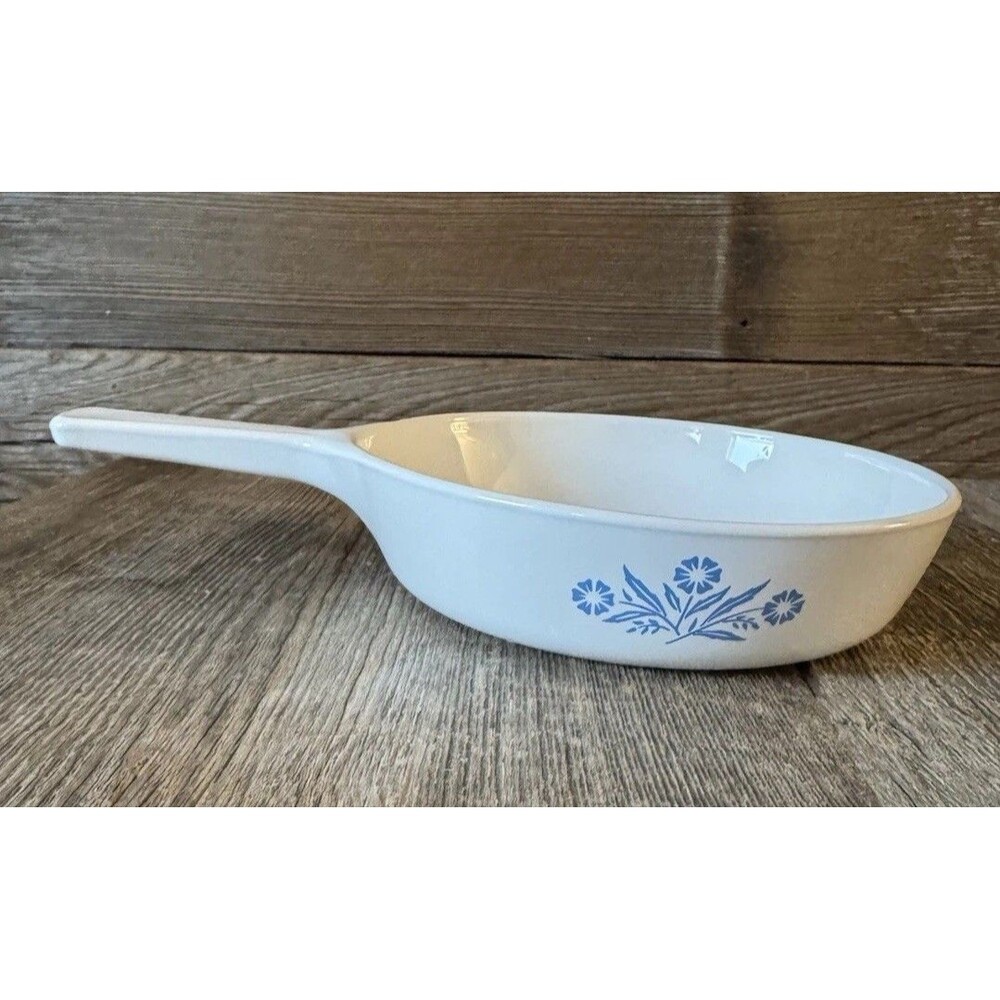 Vintage CorningWare Blue Cornflower P-83-B (or P-81-B) skillet/saucepan - Picture 1 of 4